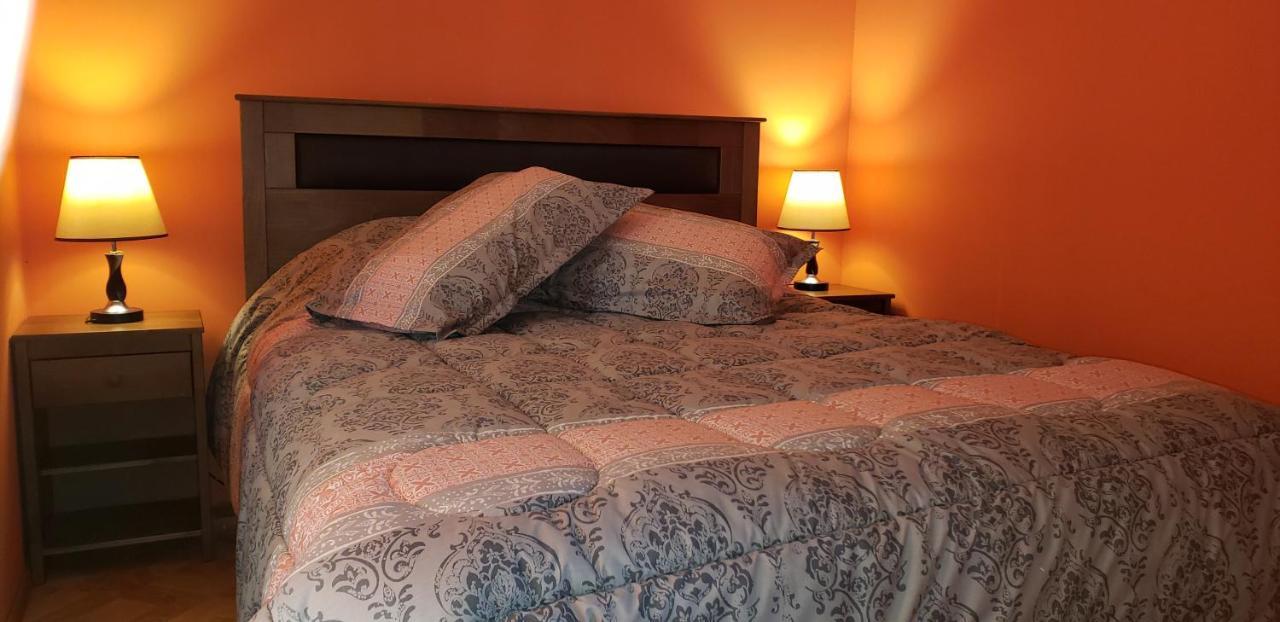 Hostal Nataly Πουέρτο Νατάλες Εξωτερικό φωτογραφία