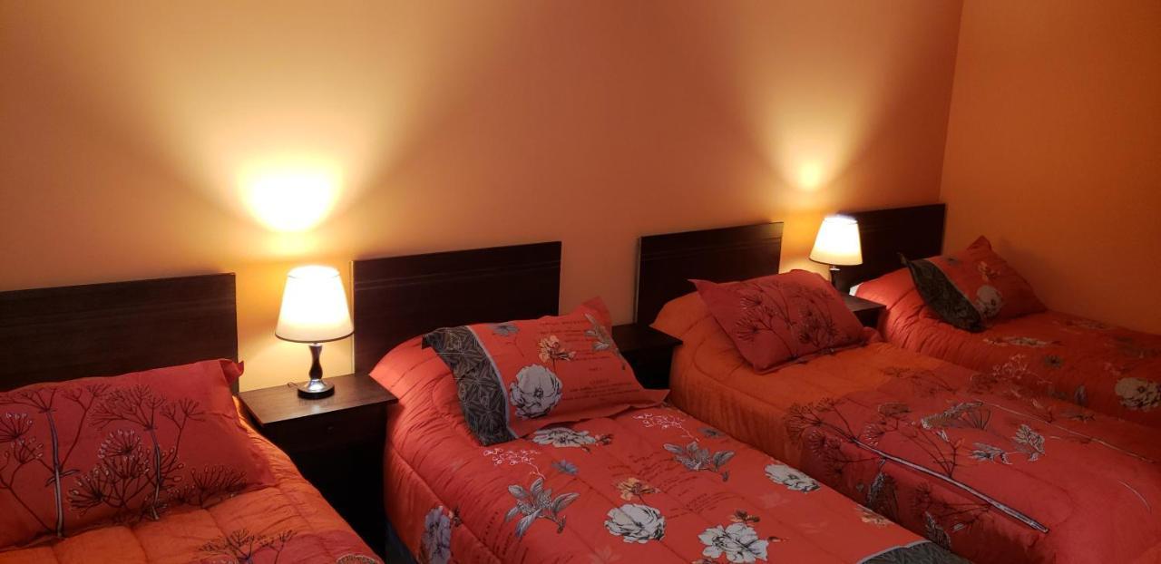 Hostal Nataly Πουέρτο Νατάλες Εξωτερικό φωτογραφία