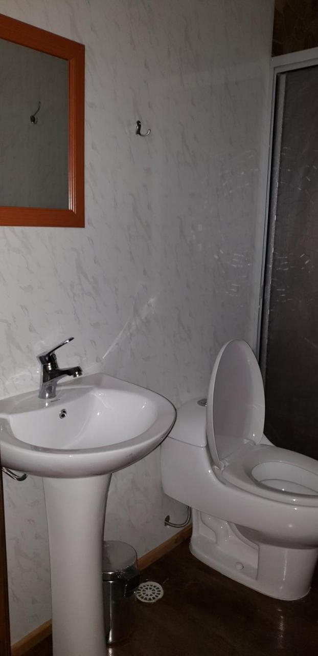 Hostal Nataly Πουέρτο Νατάλες Εξωτερικό φωτογραφία