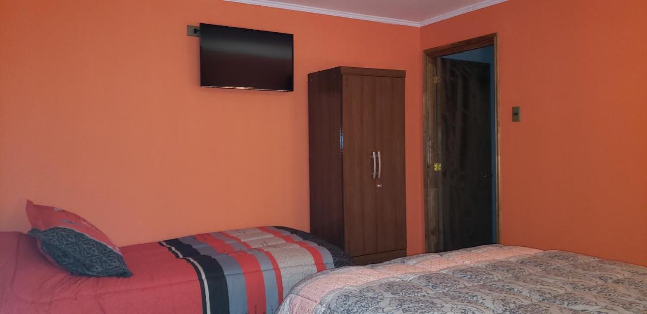 Hostal Nataly Πουέρτο Νατάλες Εξωτερικό φωτογραφία