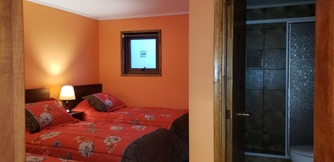 Hostal Nataly Πουέρτο Νατάλες Εξωτερικό φωτογραφία