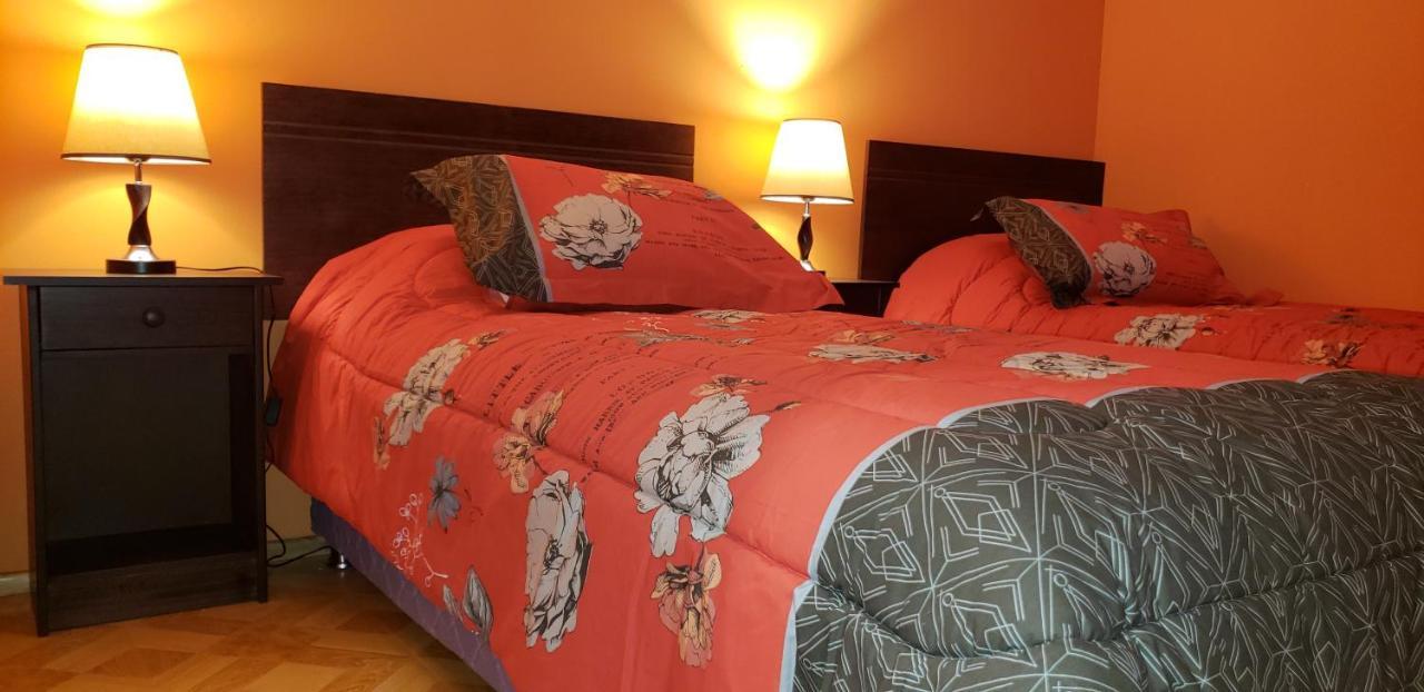 Hostal Nataly Πουέρτο Νατάλες Εξωτερικό φωτογραφία