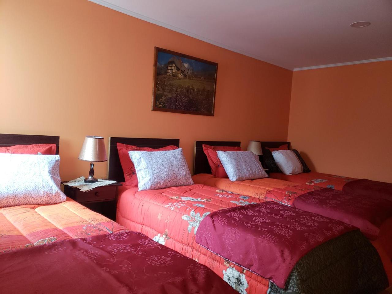 Hostal Nataly Πουέρτο Νατάλες Εξωτερικό φωτογραφία