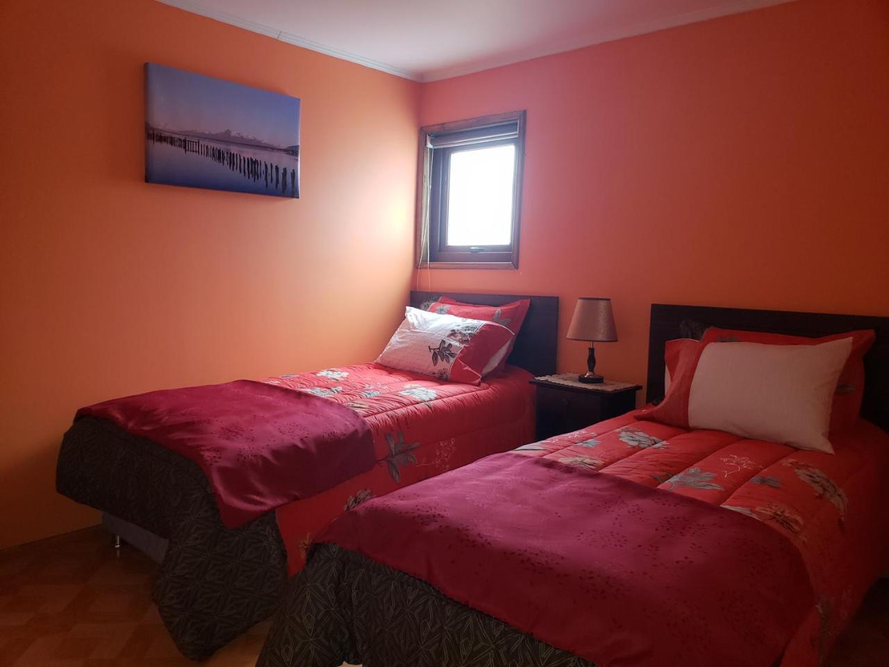 Hostal Nataly Πουέρτο Νατάλες Εξωτερικό φωτογραφία
