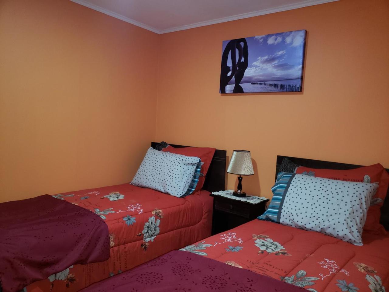 Hostal Nataly Πουέρτο Νατάλες Εξωτερικό φωτογραφία